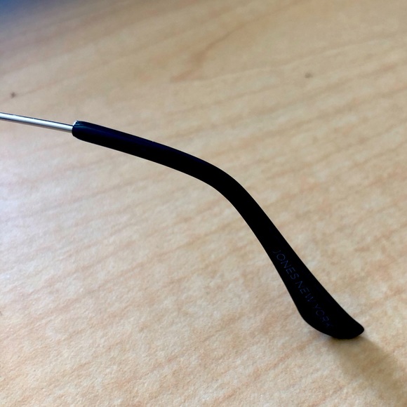 Jones New York Fashion sunglasses - Picture 3 of 4